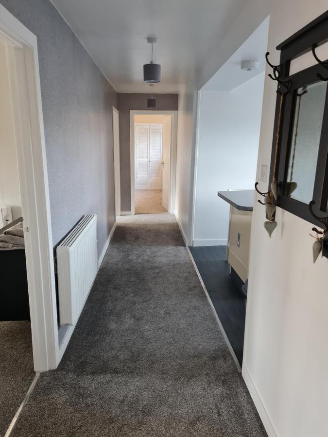 Central 3 Bed Flat, Forres Kültér fotó